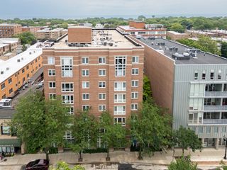 811 Chicago Avenue 705, Evanston, IL 60202
