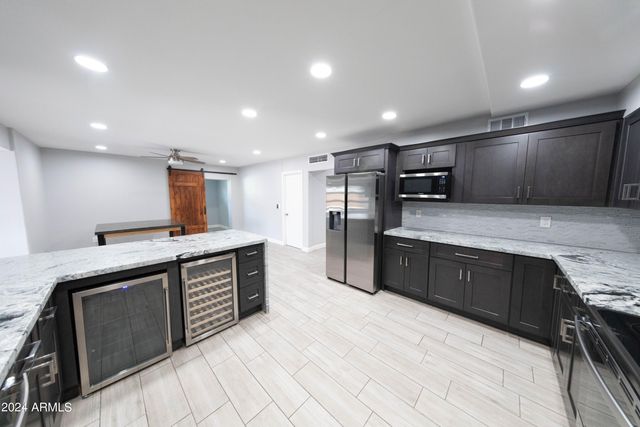 2926 S DROMEDARY Drive, Tempe, AZ 85282