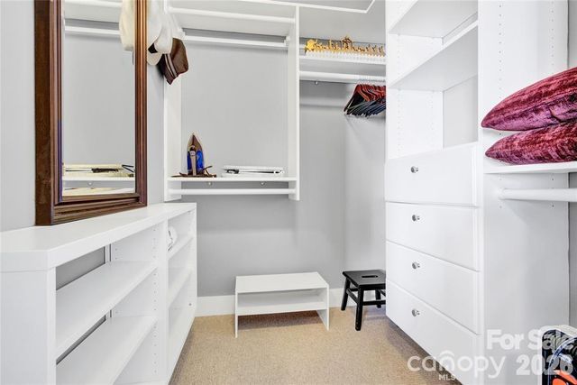 505 E 6th Street 701, Charlotte, NC 28202