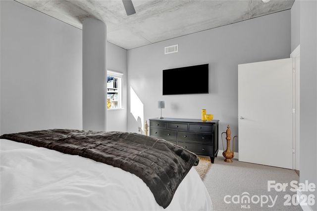 505 E 6th Street 701, Charlotte, NC 28202