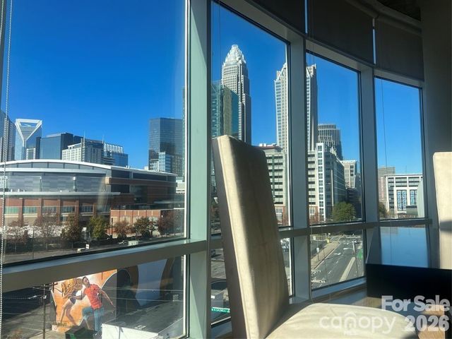 505 E 6th Street 701, Charlotte, NC 28202