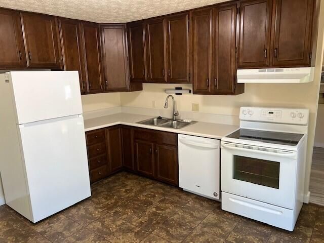212 Penick Avenue, Delaware, OH 43015