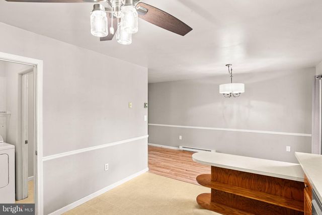 20 FOXFIELD LN, Elizabethtown, PA 17022