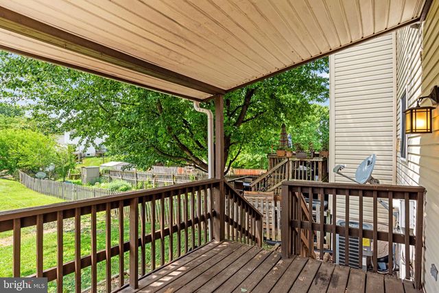 20 FOXFIELD LN, Elizabethtown, PA 17022