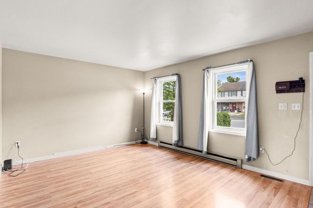 20 FOXFIELD LN, Elizabethtown, PA 17022