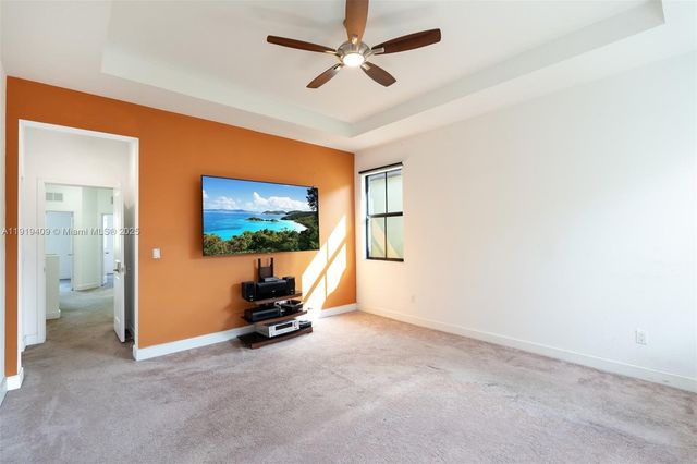 4816 NW 56th Ct, Tamarac, FL 33319