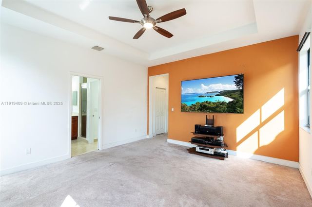 4816 NW 56th Ct, Tamarac, FL 33319