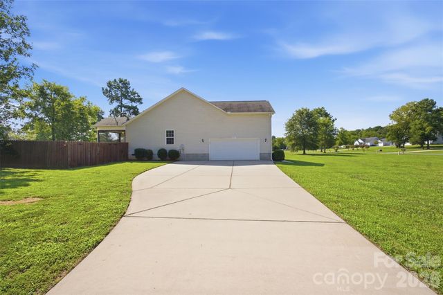 416 Stacy Lane, York, SC 29745