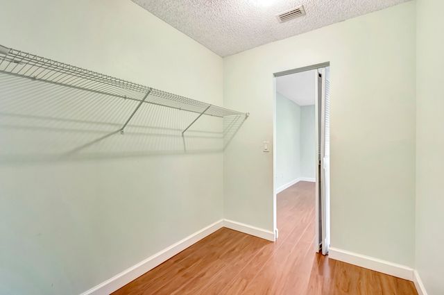 351 Club Circle 207, Boca Raton, FL 33487