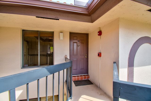 351 Club Circle 207, Boca Raton, FL 33487