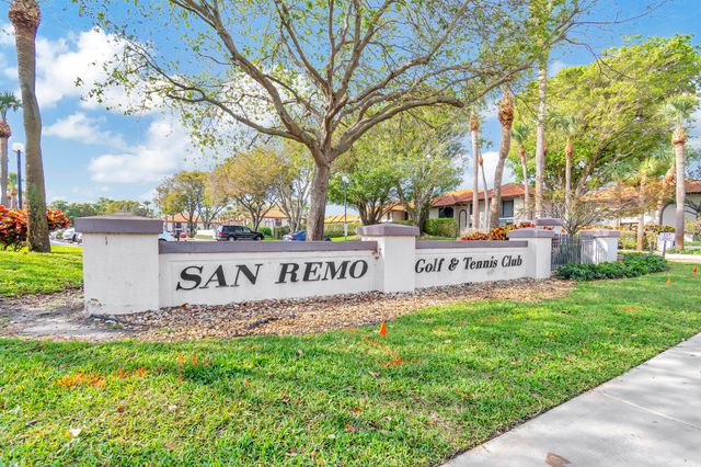 351 Club Circle 207, Boca Raton, FL 33487