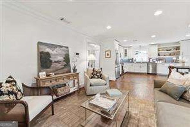 198 Watson Circle Southeast, Atlanta, GA 30317