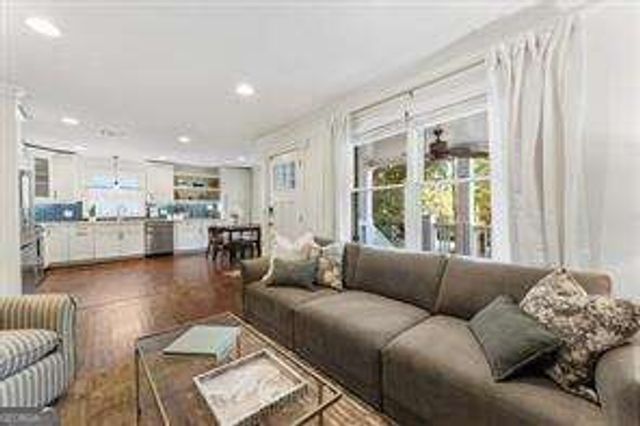 198 Watson Circle Southeast, Atlanta, GA 30317