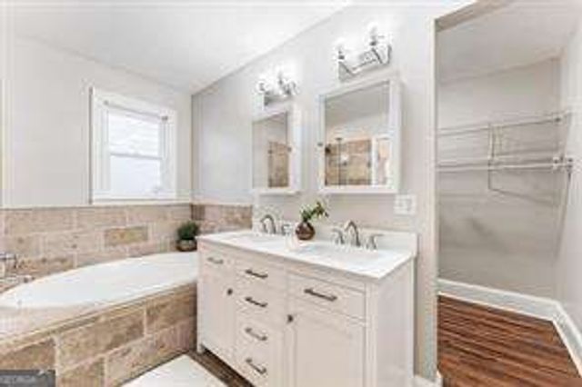 198 Watson Circle Southeast, Atlanta, GA 30317
