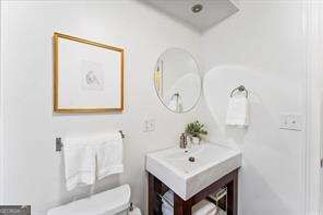 198 Watson Circle Southeast, Atlanta, GA 30317