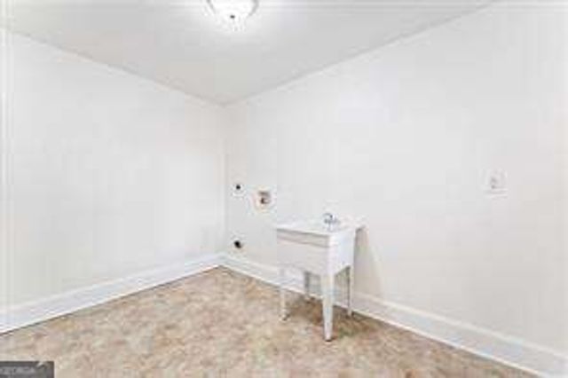 198 Watson Circle Southeast, Atlanta, GA 30317