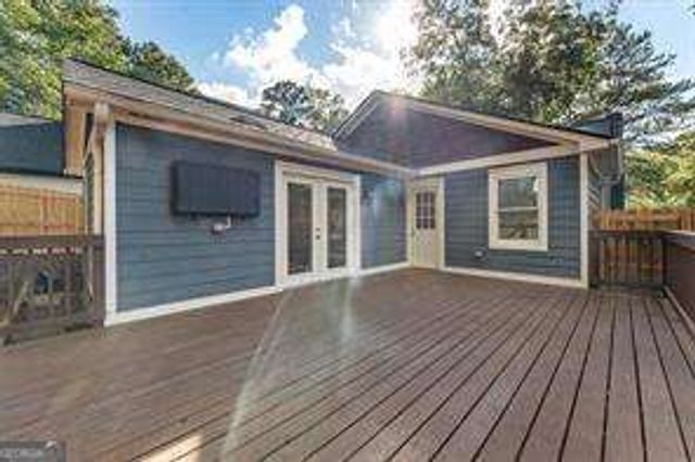 198 Watson Circle Southeast, Atlanta, GA 30317