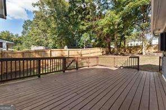 198 Watson Circle Southeast, Atlanta, GA 30317