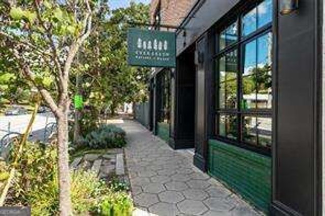 198 Watson Circle Southeast, Atlanta, GA 30317
