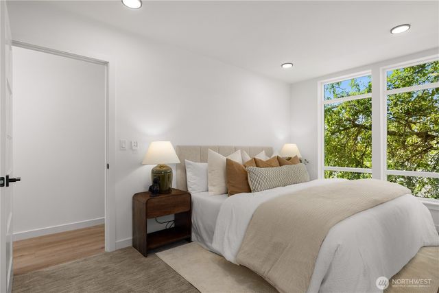 1704 A N 47th Street, Seattle, WA 98103