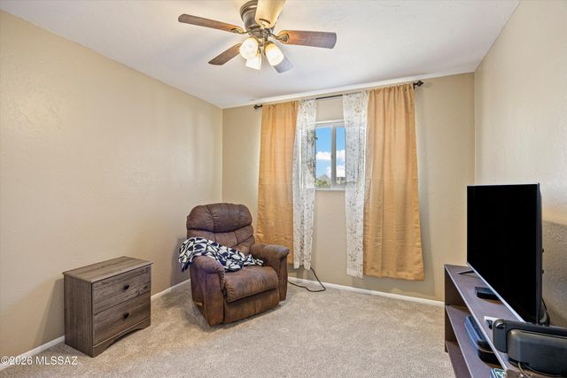 7621 N Shirley Court, Tucson, AZ 85741