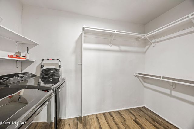 7621 N Shirley Court, Tucson, AZ 85741