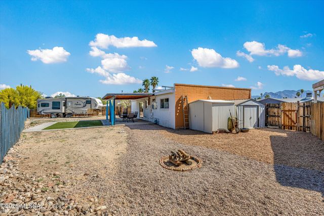 7621 N Shirley Court, Tucson, AZ 85741