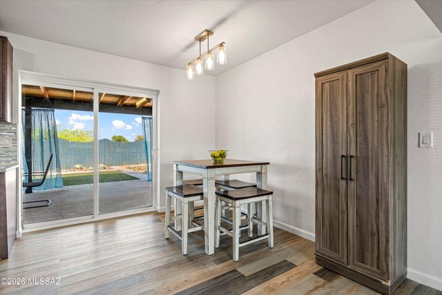 7621 N Shirley Court, Tucson, AZ 85741