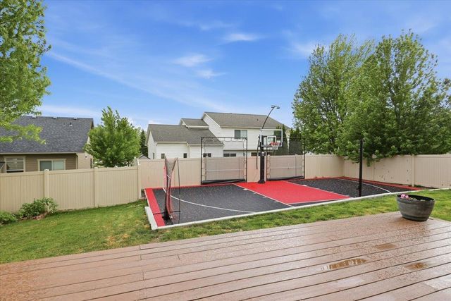 17710 E Daystar Rd, Greenacres, WA 99016