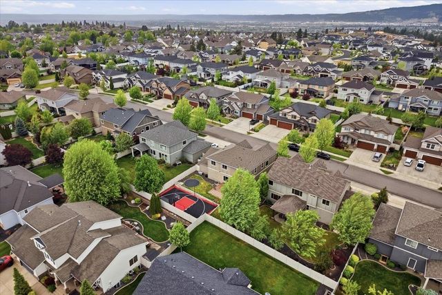 17710 E Daystar Rd, Greenacres, WA 99016