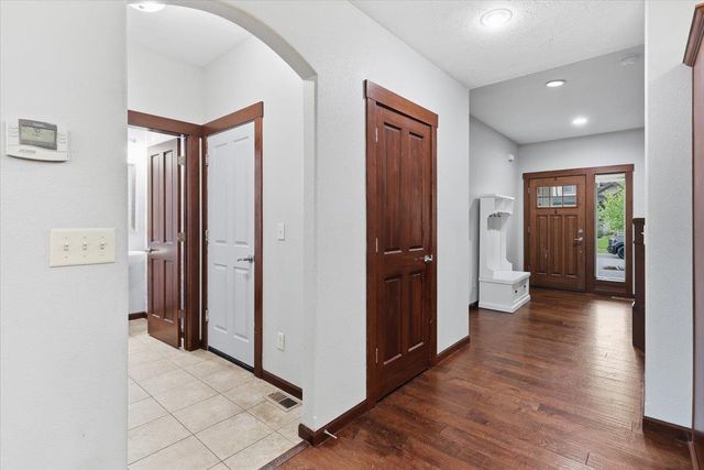 17710 E Daystar Rd, Greenacres, WA 99016