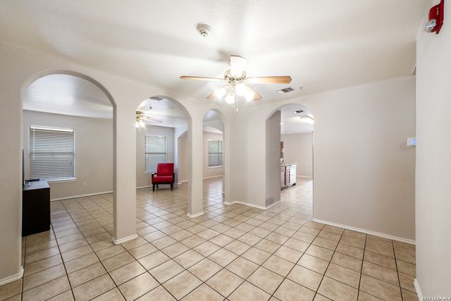 8862 Fenwood St, San Antonio, TX 78250