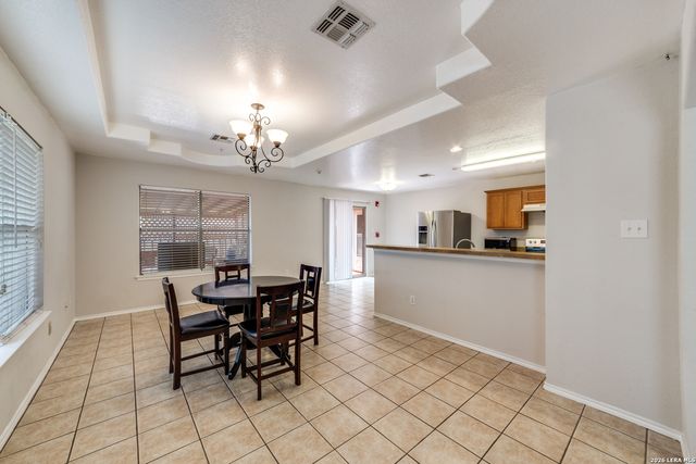 8862 Fenwood St, San Antonio, TX 78250