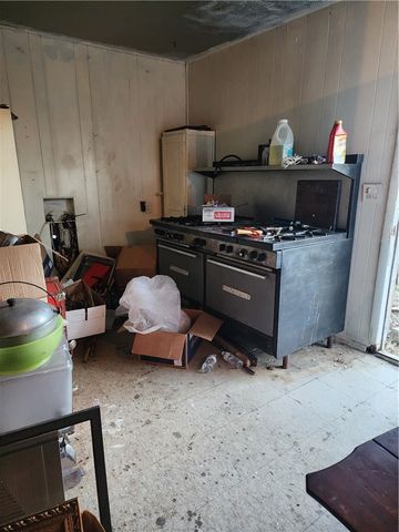 21576 War Eagle Blacktop, Springdale, AR 72764