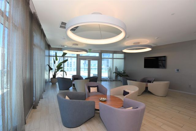 1100 S Miami Avenue 2207, Miami, FL 33130