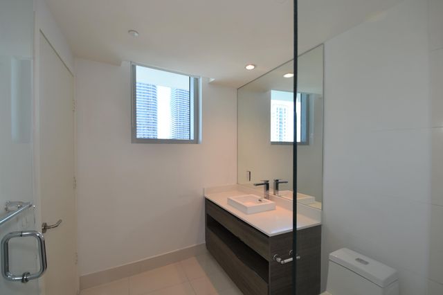 1100 S Miami Avenue 2207, Miami, FL 33130