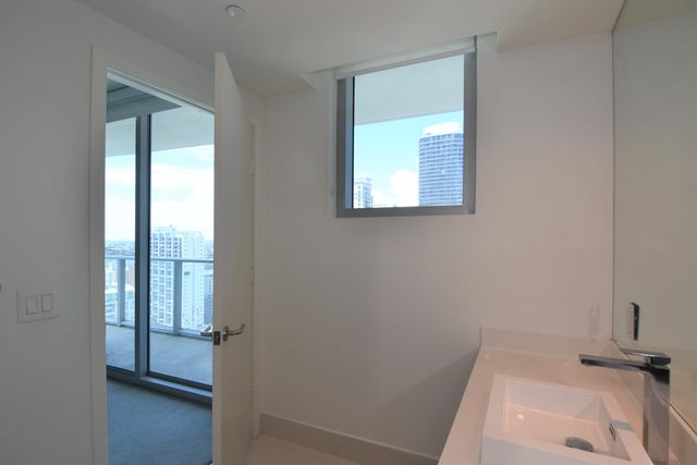 1100 S Miami Avenue 2207, Miami, FL 33130