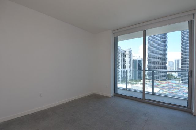 1100 S Miami Avenue 2207, Miami, FL 33130