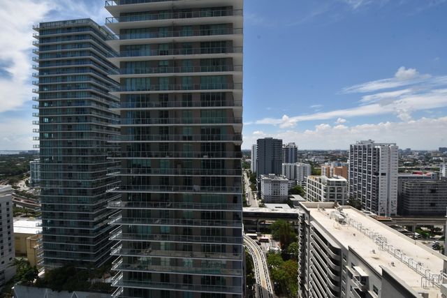 1100 S Miami Avenue 2207, Miami, FL 33130