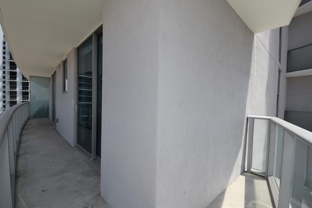 1100 S Miami Avenue 2207, Miami, FL 33130