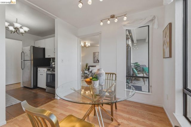 6 Commodore Dr C450, Emeryville, CA 94608