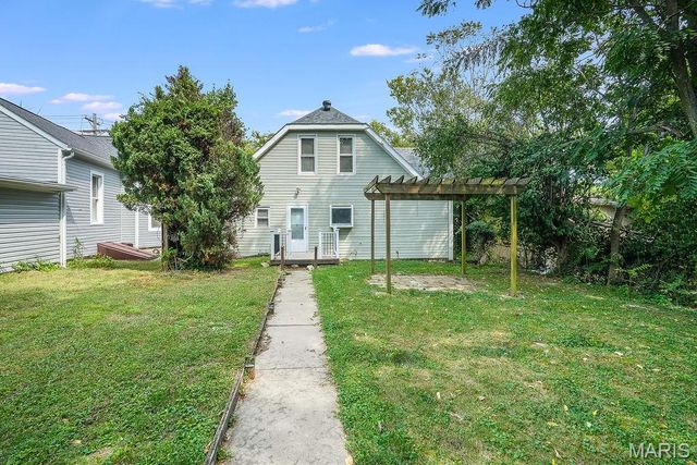 1108 W 9th Street, Alton, IL 62002