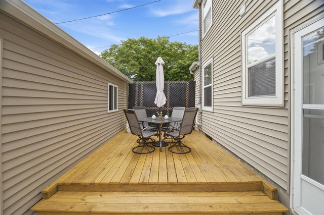 498 W DIVISION STREET, Fond Du Lac, WI 54935