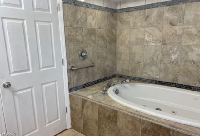 3005 40th ST W, Lehigh Acres, FL 33971