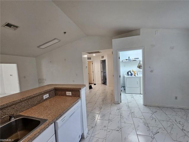 3005 40th ST W, Lehigh Acres, FL 33971