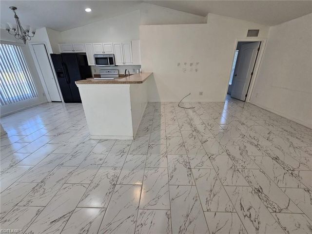 3005 40th ST W, Lehigh Acres, FL 33971