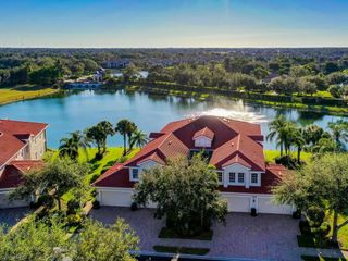 7873 Hawthorne DR 202, Naples, FL 34113