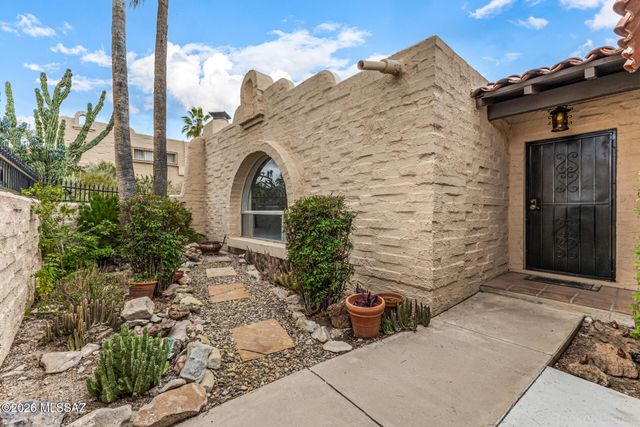 810 N Camino Santiago Unit 31, Tucson, AZ 85745