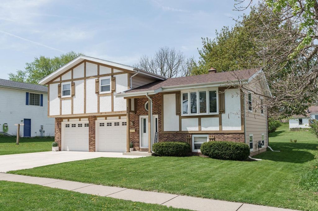 406 N Finch STREET, Horicon, WI 53032