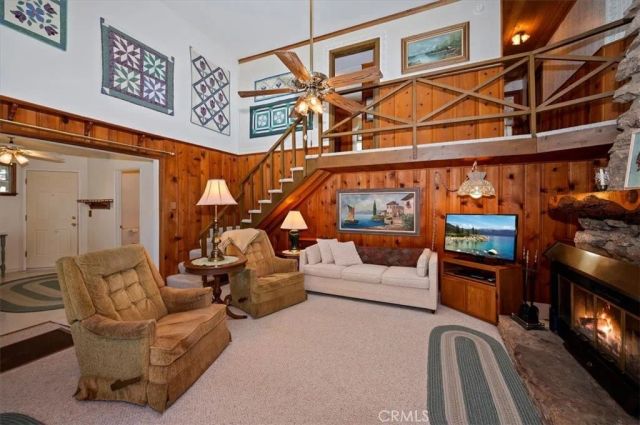 563 E Victoria Court, Lake Arrowhead, CA 92352